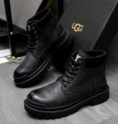 UGG Men's Leather Lug-Sole Boot – Black