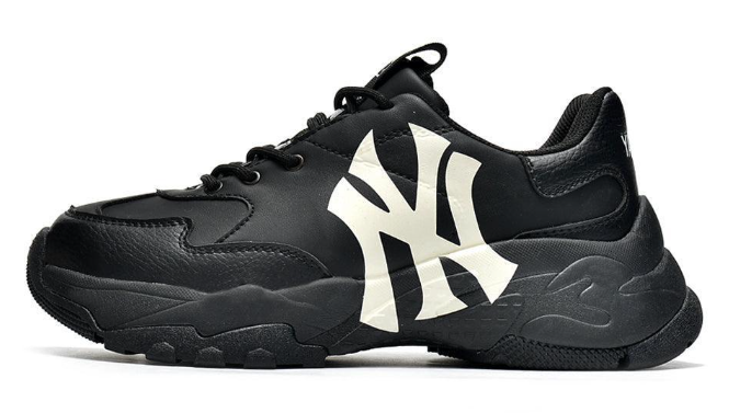 MLB Big Ball Chunky New York Yankees Sneaker