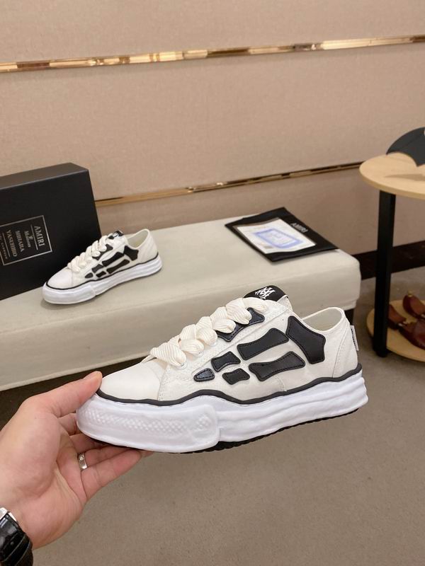 Maison Mihara Yasuhiro Peterson Low-Top Sneaker – White / Black