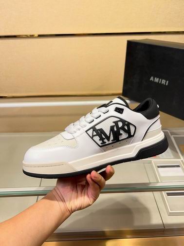 Amiri Classic Low Sneaker – White / Black