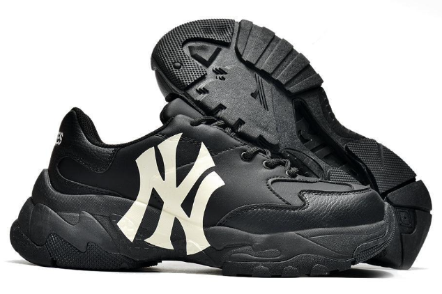 MLB Big Ball Chunky New York Yankees Sneaker